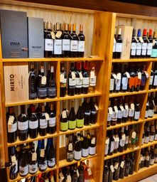 Tienda de Vinos y licores. 