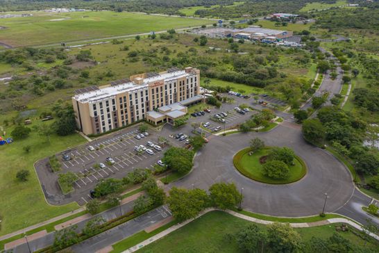 Hilton Garden Inn  (Human)